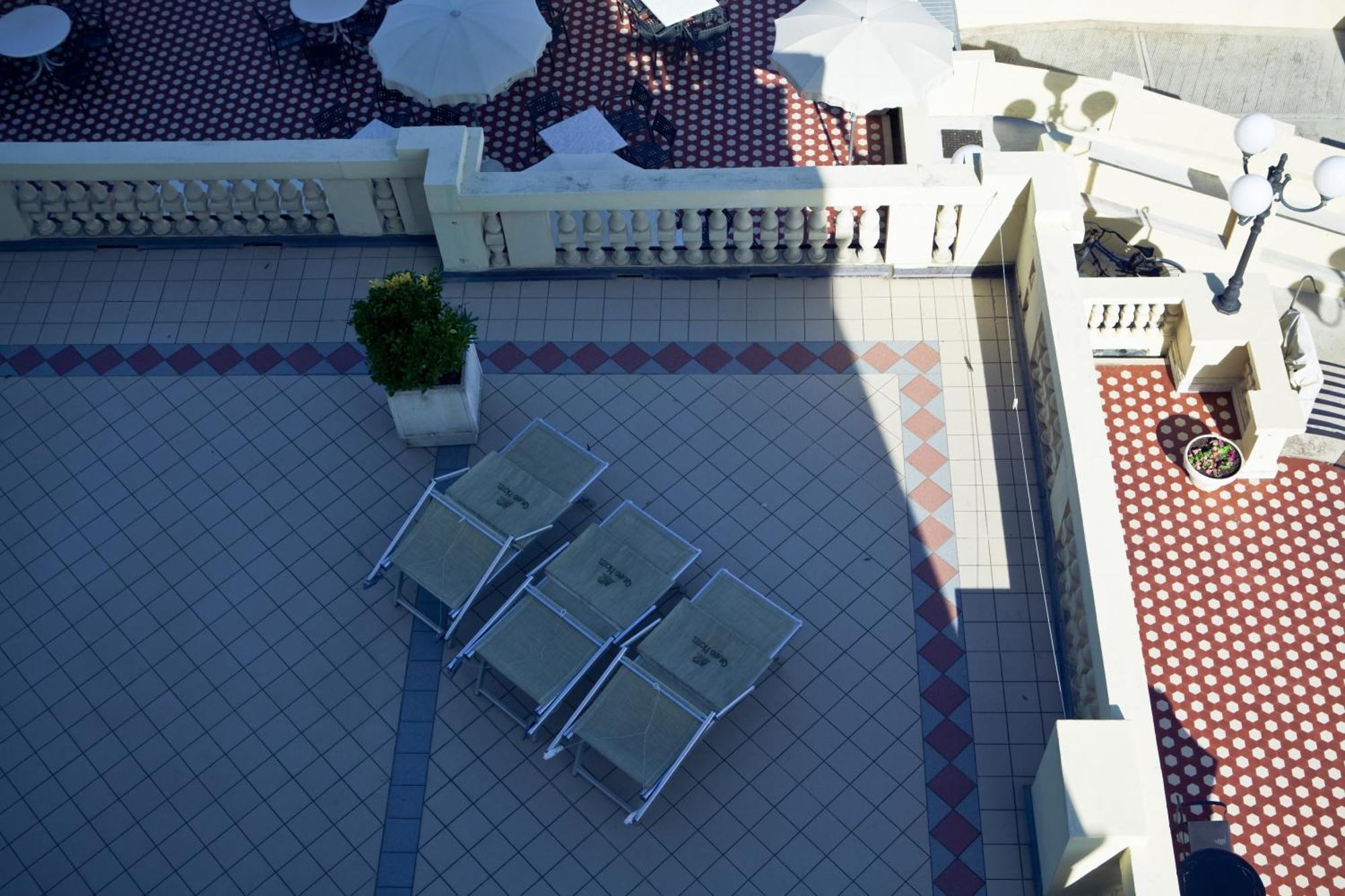 Grand Hotel เชเซนาติโก ภายนอก รูปภาพ